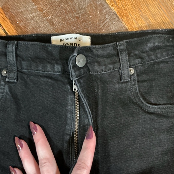Reformation Cynthia High Rise Straight Jeans Wash Black Size 29 - Picture 6 of 12